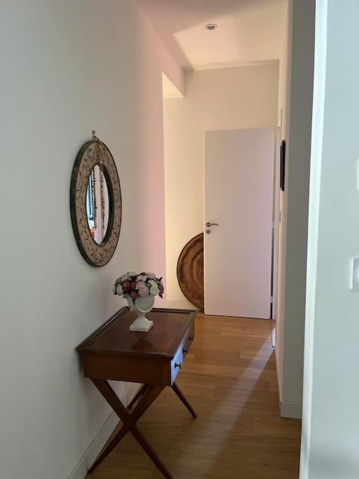Charmant Appartement En Pierres Bourgoin-Jallieu Exterior foto