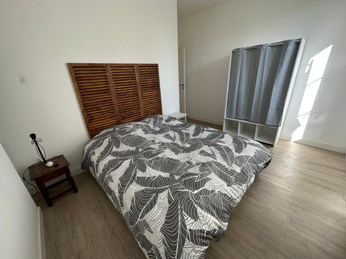 Charmant Appartement En Pierres Bourgoin-Jallieu Exterior foto